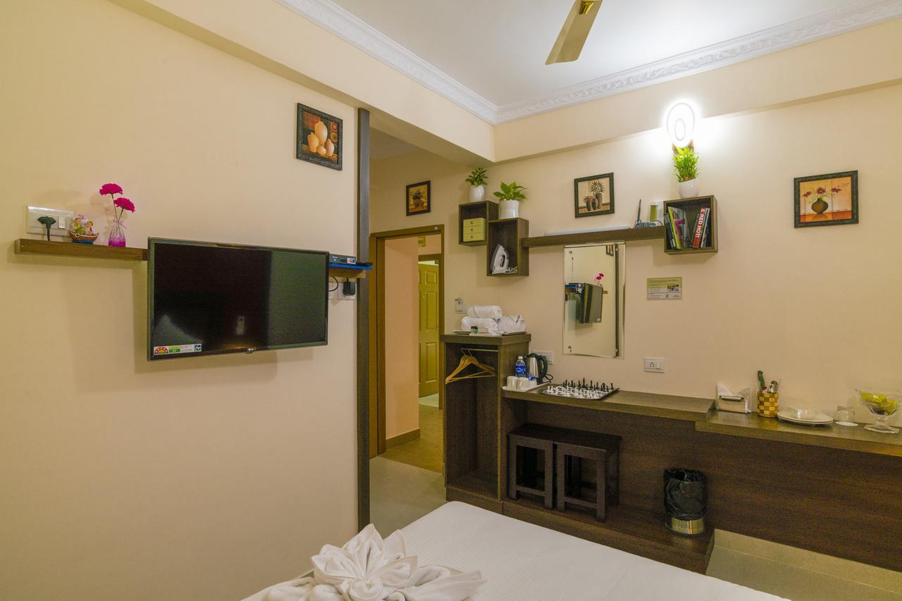 נדומבסרי Blue Bell Cochin Airport Hotel מראה חיצוני תמונה