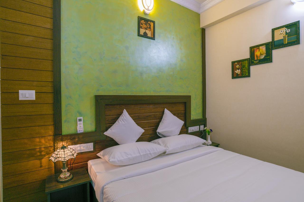 נדומבסרי Blue Bell Cochin Airport Hotel מראה חיצוני תמונה
