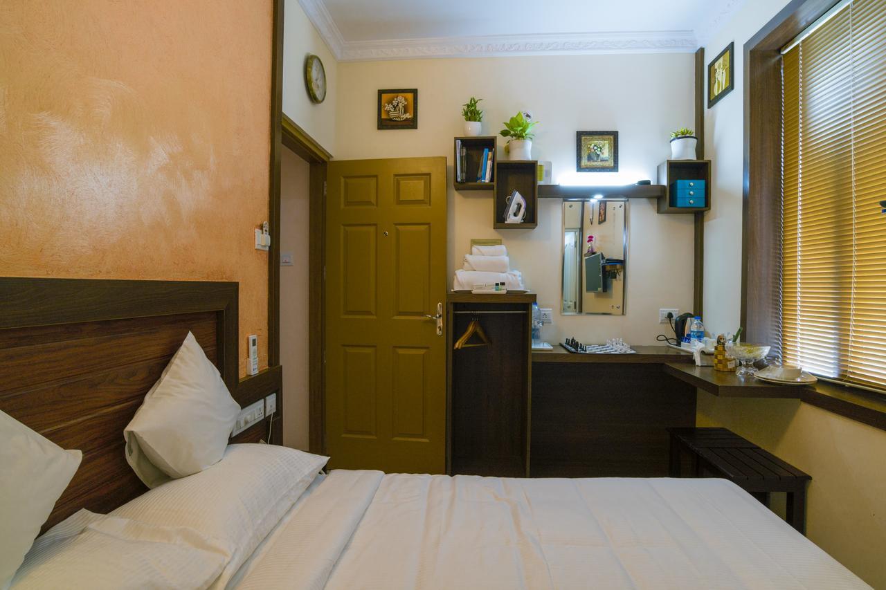 נדומבסרי Blue Bell Cochin Airport Hotel מראה חיצוני תמונה